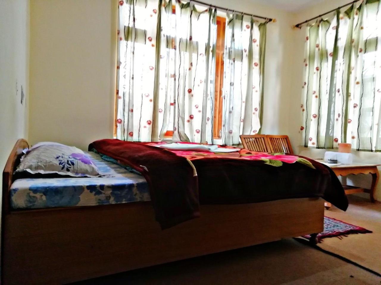Kunga Hotel And Restaurant Manali  Exterior photo